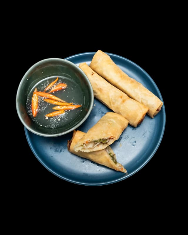 Lumpiang togue crispy bean sprout spring rolls 3 pieces